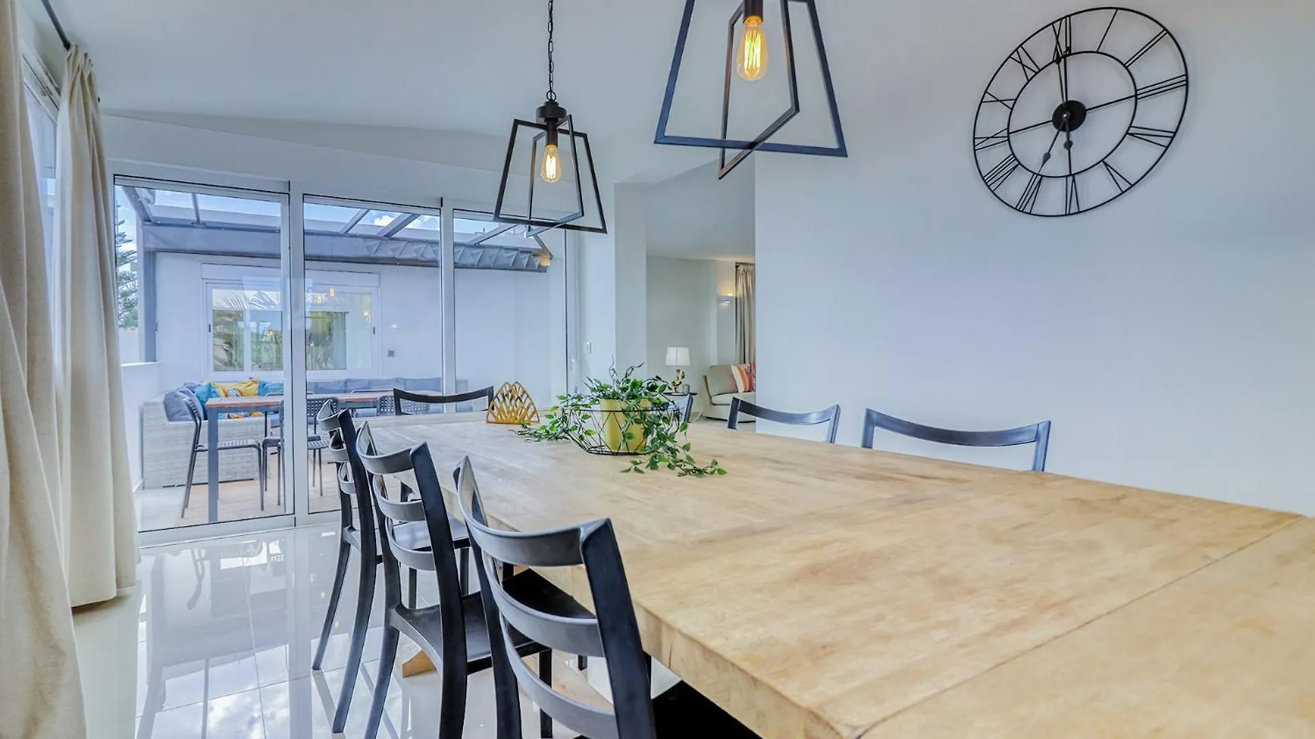 Villa Ginevra Arona  Holiday home
